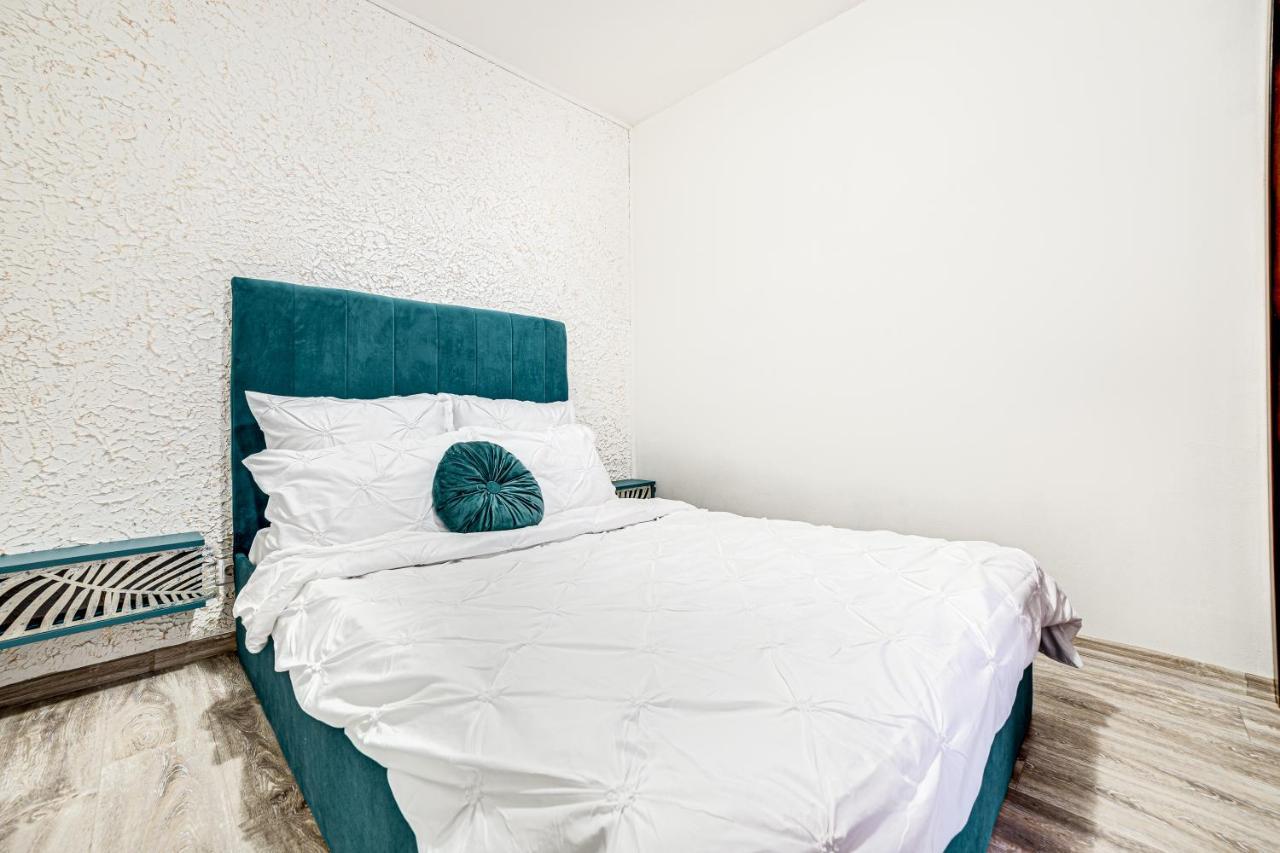 Ari Blue Apartment Ared In Kaufland Complex Arad Exterior photo